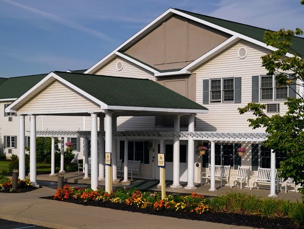 Peregrine Senior Living at Shaker image