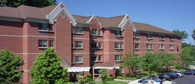 Manor Apartments Hyattsville image