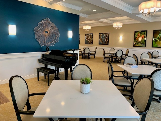 Empress Senior Living at Laurelhurst Assisted Living and Memory Care image