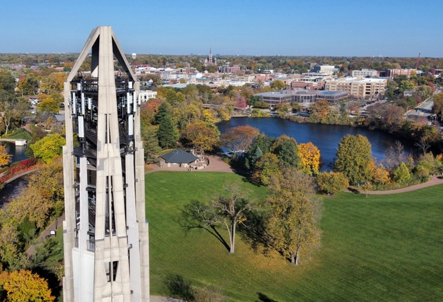 Independence Village of Naperville image