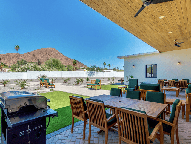 Vista Living Senior Care Camelback View