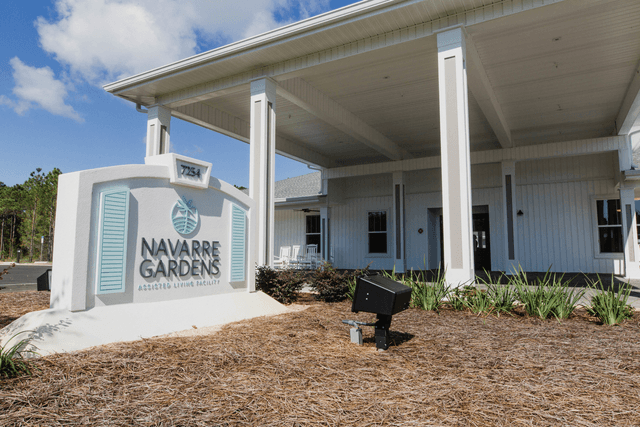 Navarre Gardens