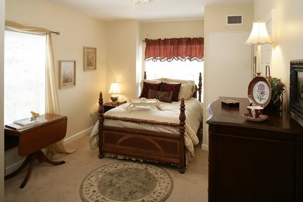 Lynridge of Huntsville Assisted Living and Memory Care image