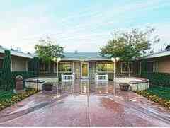 Redlands Healthcare Center