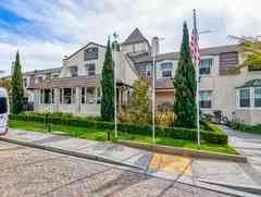 Pacifica Senior Living Oakland Heights