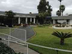 Crest View Manor