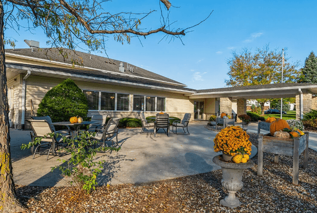 Pinicon Senior Living