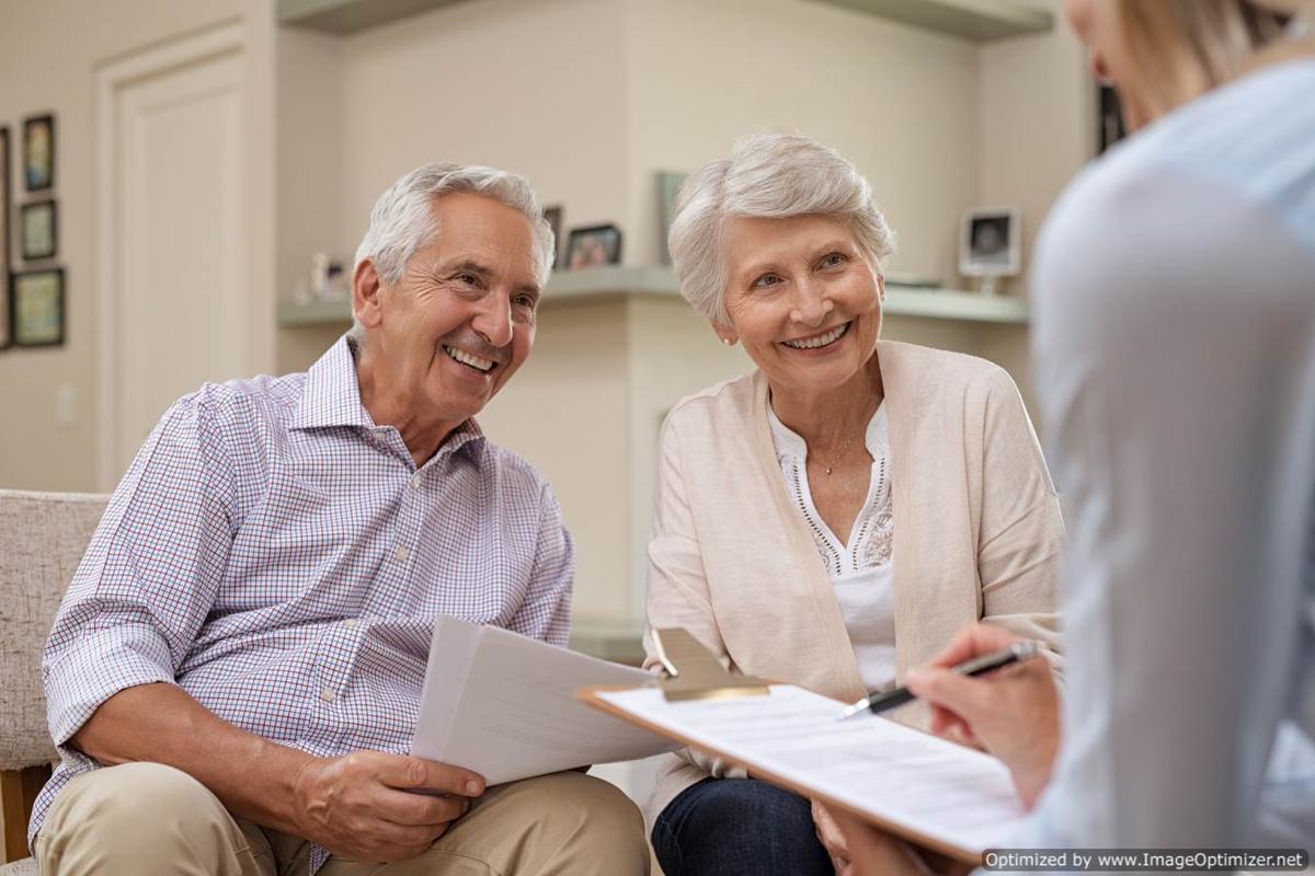 Are There No-Monthly-Fee Medical Alert Systems? - Hero Image