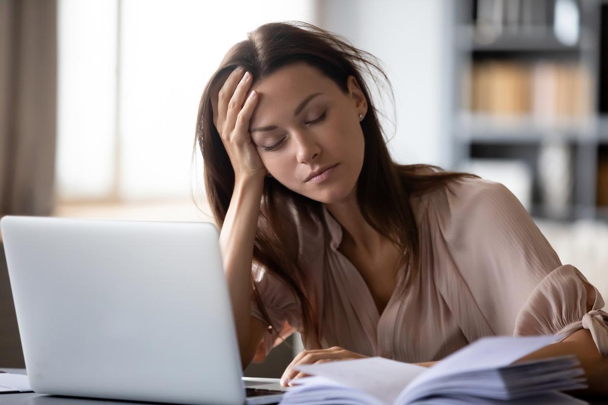 5 Tips To Recover From Caregiver Burnout - Hero Image