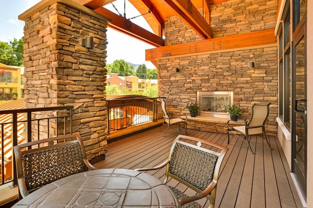 The Carillon at Boulder Creek image