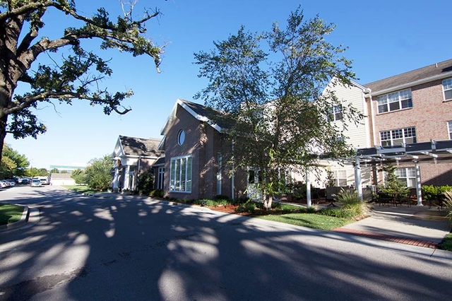 Silvercrest at Deer Creek Retirement Community image