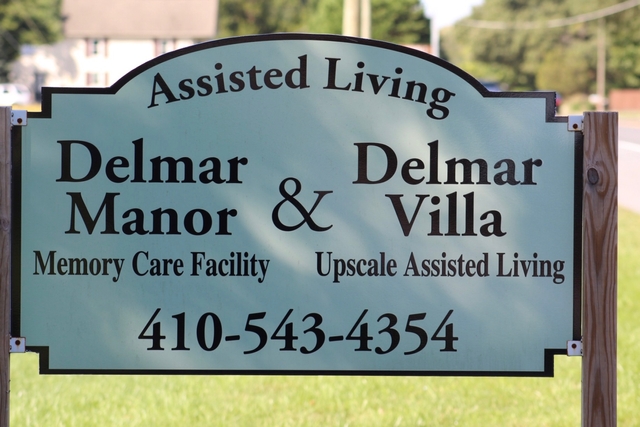 Delmar Manor image
