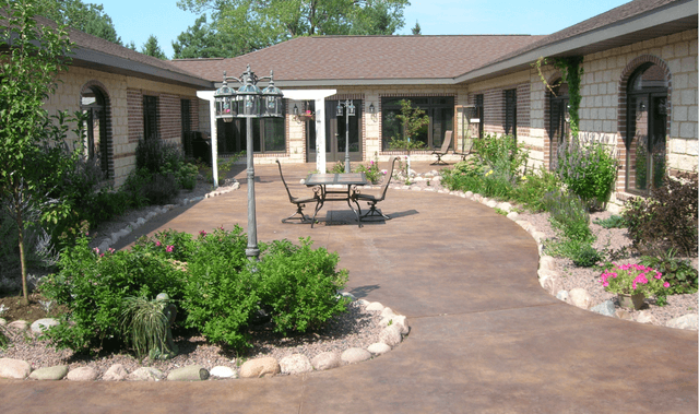 Arborview Court image