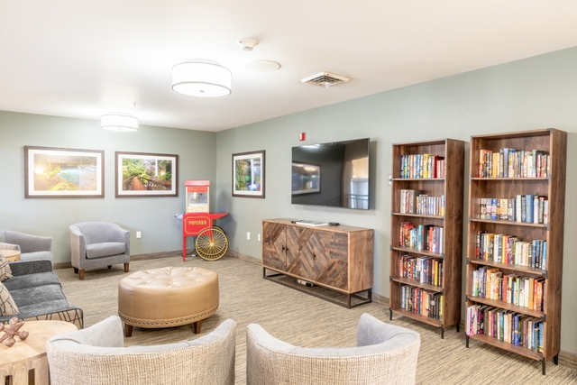 Heron Pointe Senior Living image