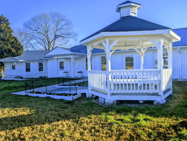 Ridge Manor - Calhoun image