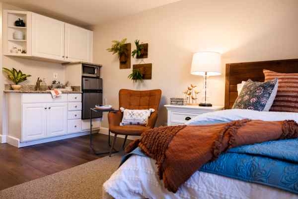 Carlton Senior Living Orangevale image