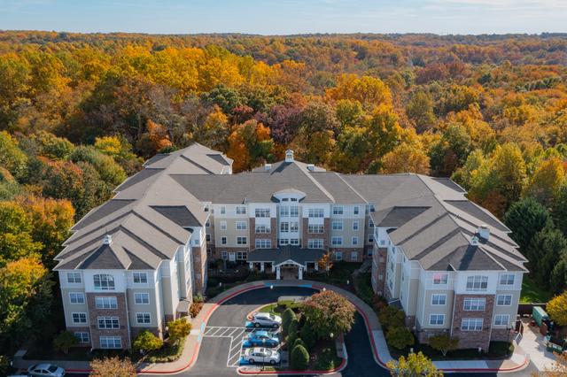 Willow Manor at Clopper's Mill image