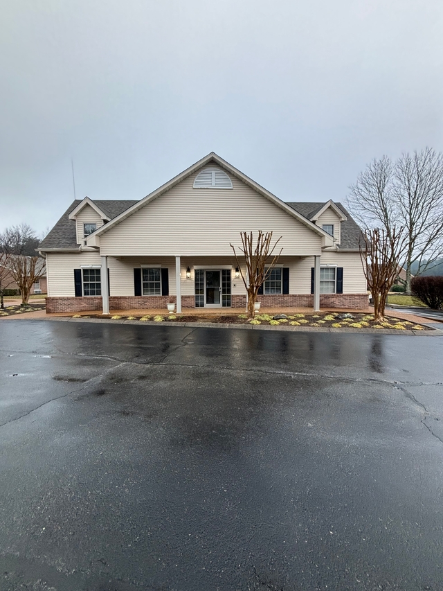 South Knoxville Senior Living image